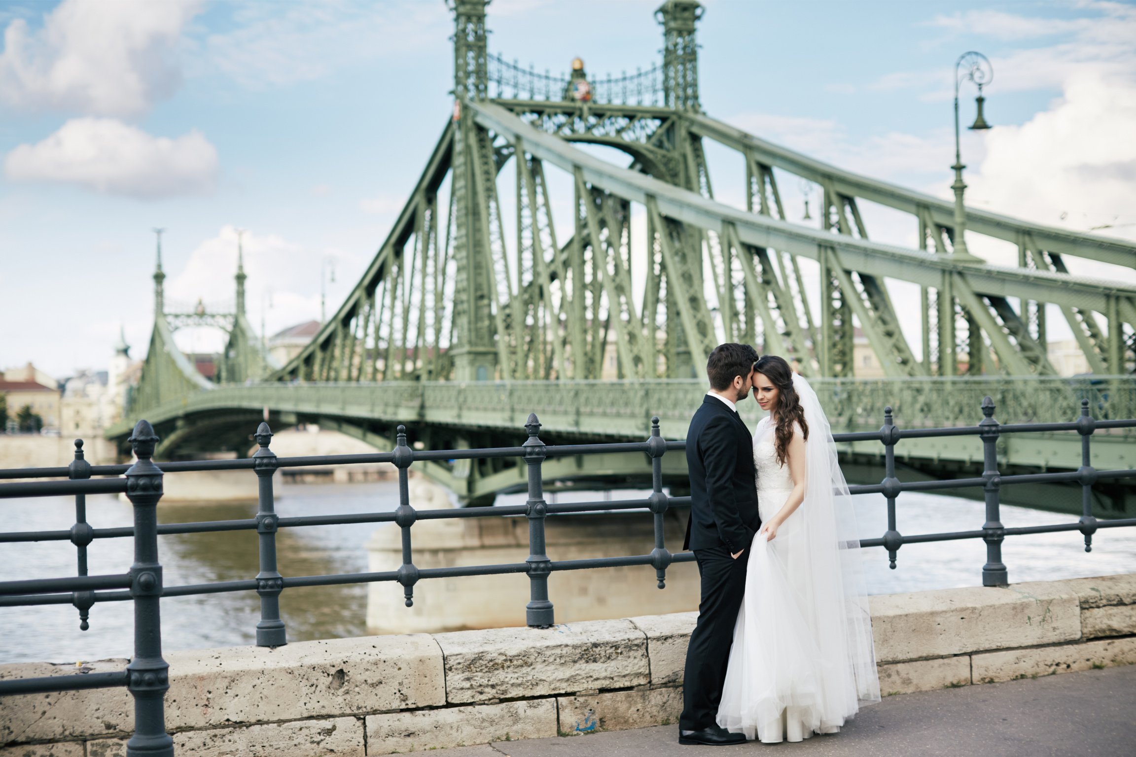 Beautiful wedding photo in Budapest